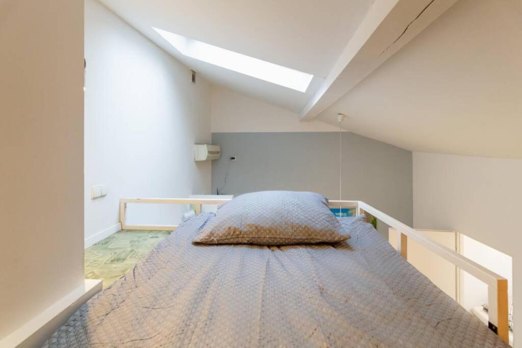 Cupcake 2 Bedroom Loft Apt In Best Location! Krasków Exterior foto
